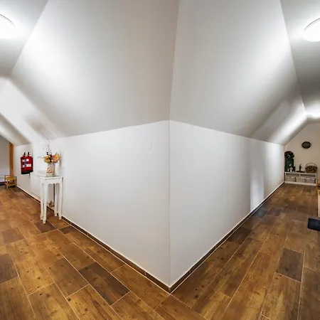 Maly Majer Podlesok Penzión pre hostí 3*