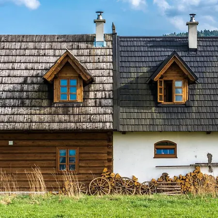 Maly Majer Podlesok Penzión pre hostí