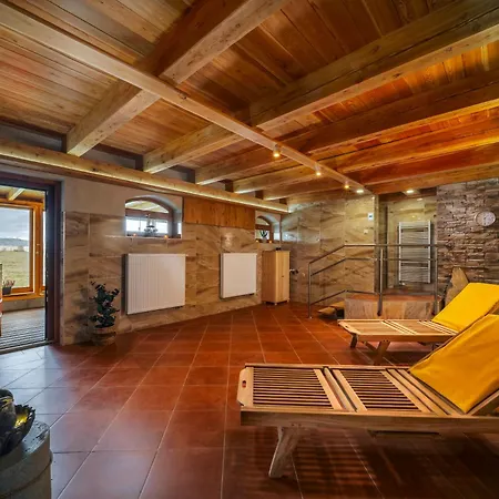 Maly Majer Podlesok 3* Hrabusice